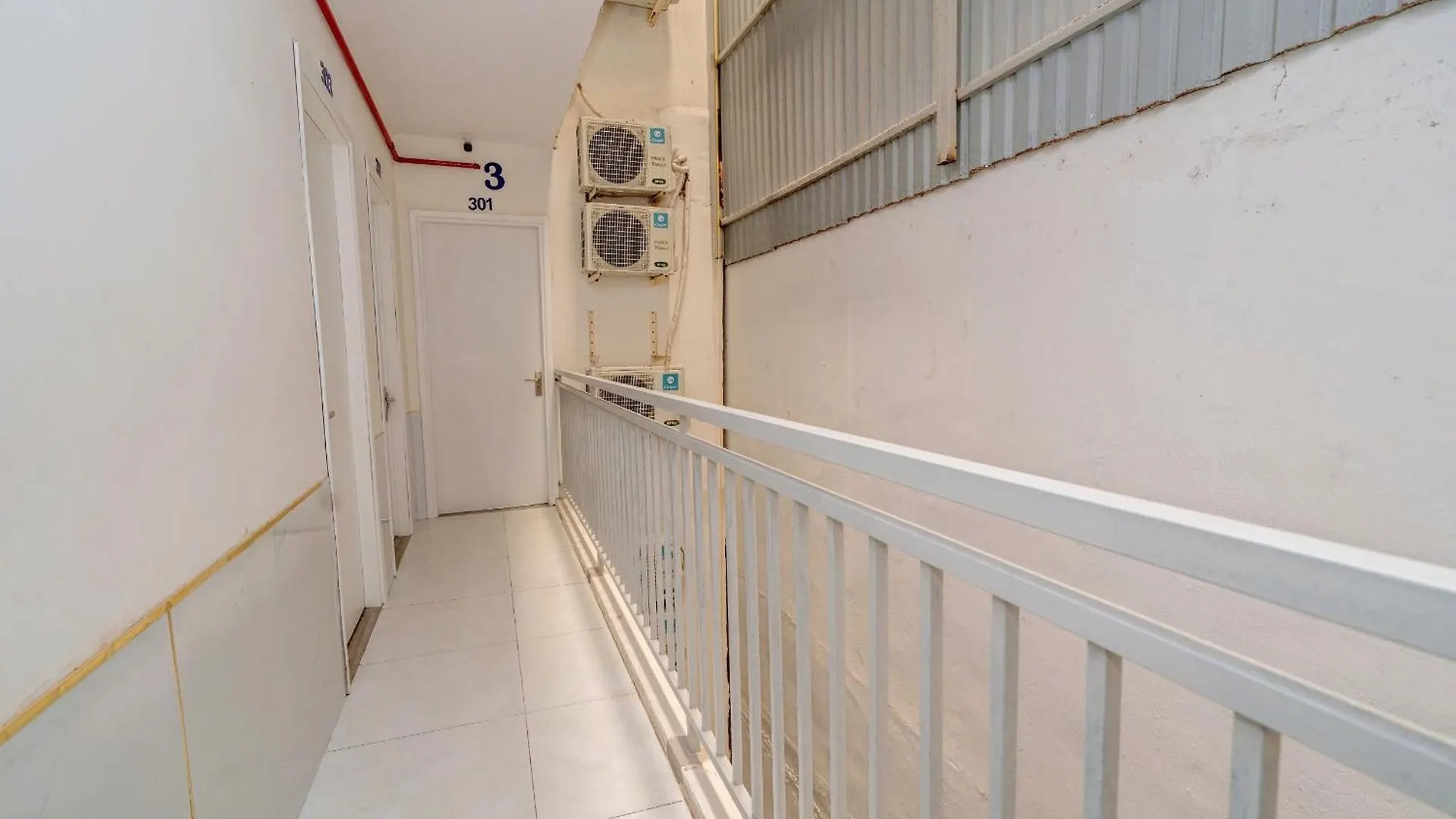 Hotel Khach San Hoang Bach Vũng Tàu