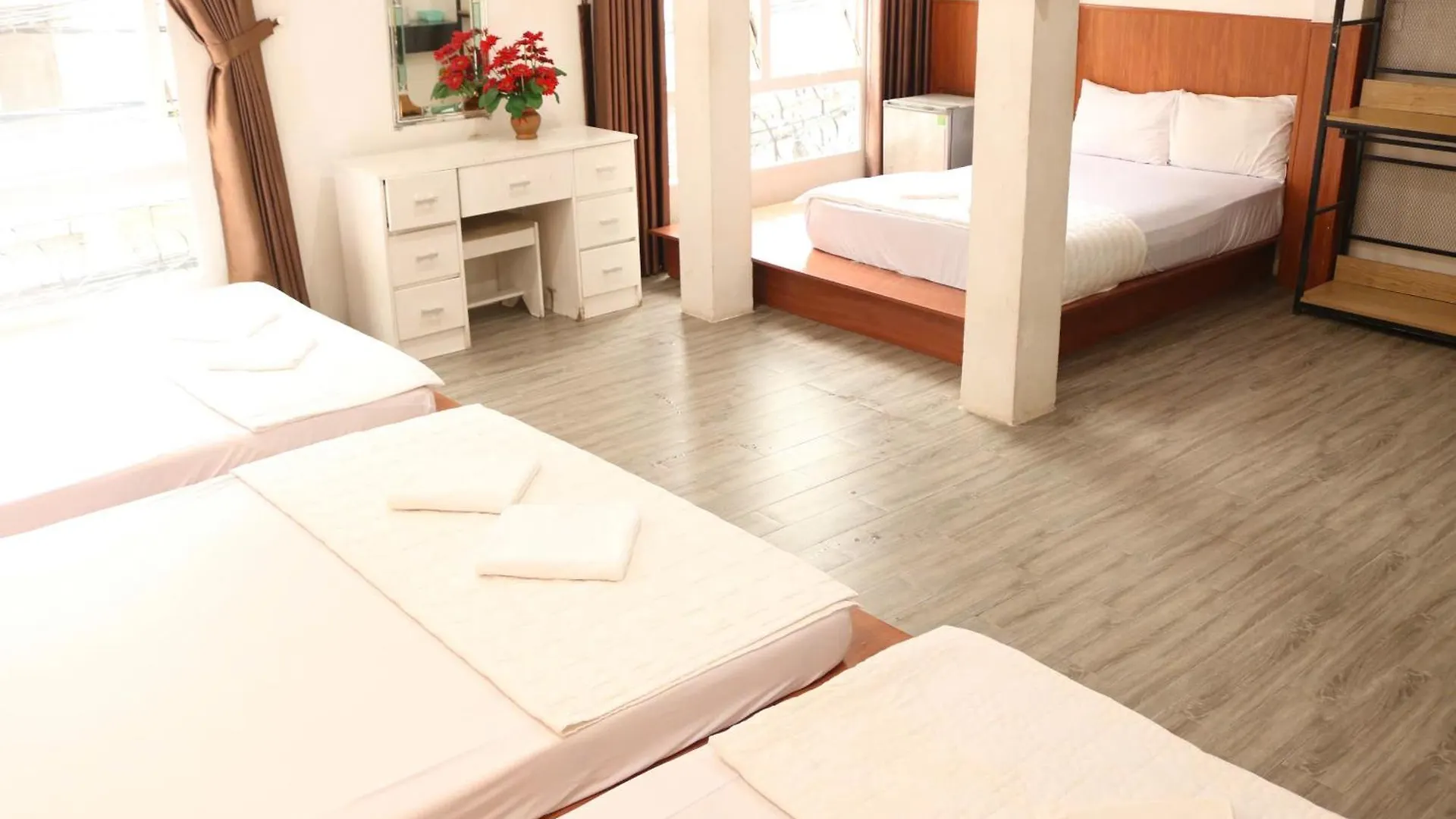 Hotel Khach San Hoang Bach Vũng Tàu